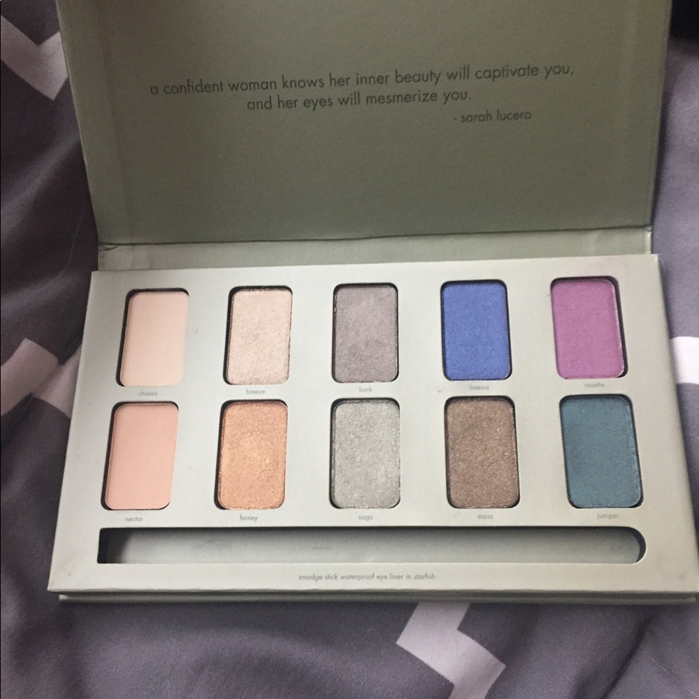Stila eyeshadow palette